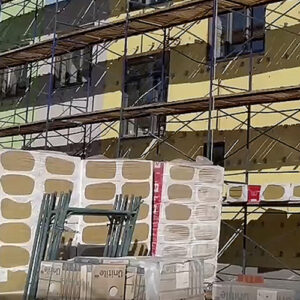 insulation pallets in Mariupol